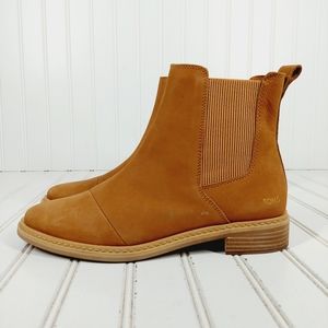NEW Toms Tan Leather Charlie Chelsea Ankle Boots F185